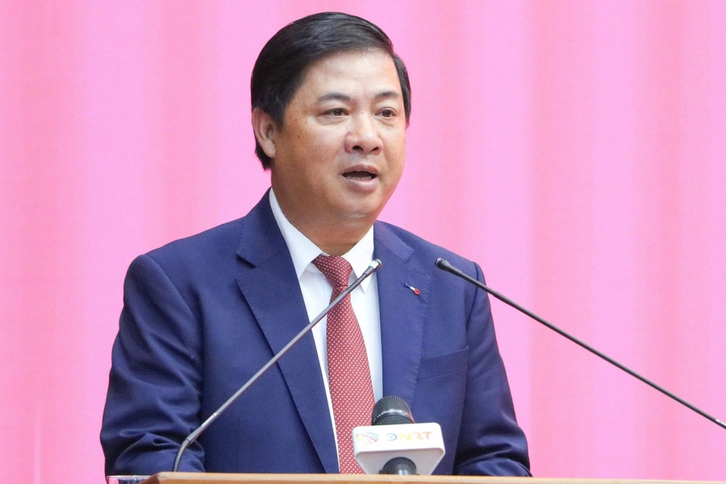Giữ trọng trách Bí thư Đà Nẵng vừa vinh dự, vừa là trách nhiệm lớn - 2 Giữ trọng trách Bí thư Đà Nẵng vừa vinh dự, vừa là trách nhiệm lớn - 2