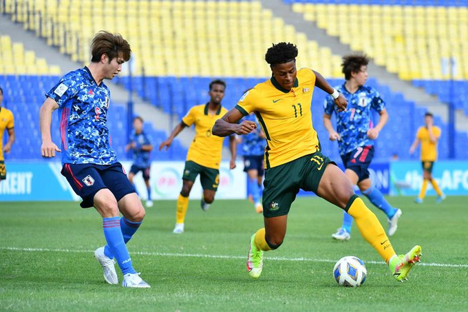  Các cầu thủ U23 Australia vô vọng tìm đường vào khung thành của U23 Nhật Bản