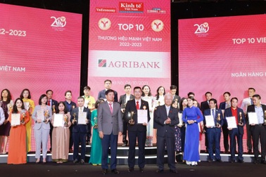 Agribank nhận giải "Top 10 thương hiệu mạnh Việt Nam 2023"