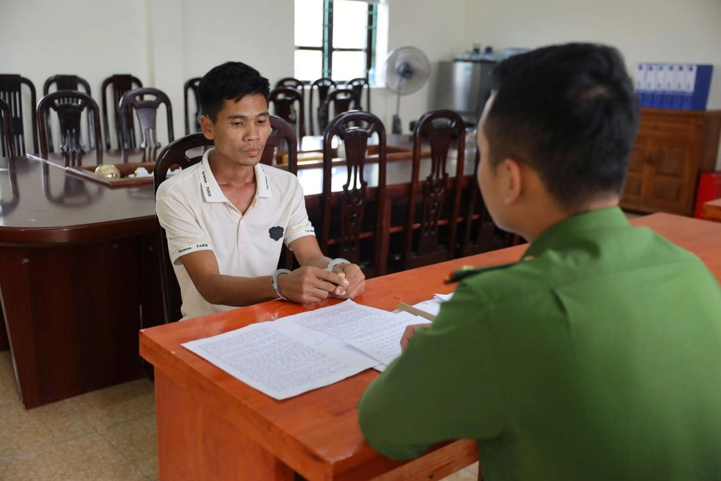 Giả giọng người quen gọi điện lừa đảo chiếm đoạt 100 triệu đồng - 1 Giả giọng người quen gọi điện lừa đảo chiếm đoạt 100 triệu đồng - 1