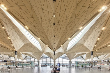 Những sân bay ấn tượng khiến du khách dù bị trễ chuyến cũng thấy... vui lòng