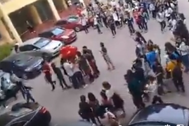 Sự thật bất ngờ về “clip tỏ tình tay ba” tại sân trường ĐH Giáo dục