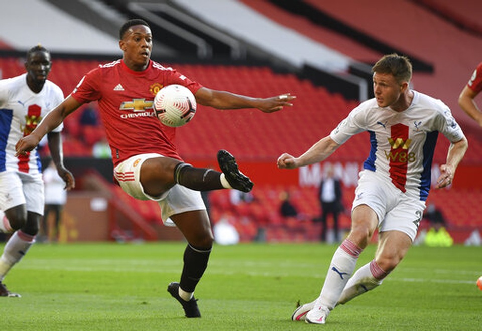 Man Utd 1-3 Crystal Palace: Điểm sáng nhỏ từ Van de Beek - 9 Man Utd 1-3 Crystal Palace: Điểm sáng nhỏ từ Van de Beek - 9