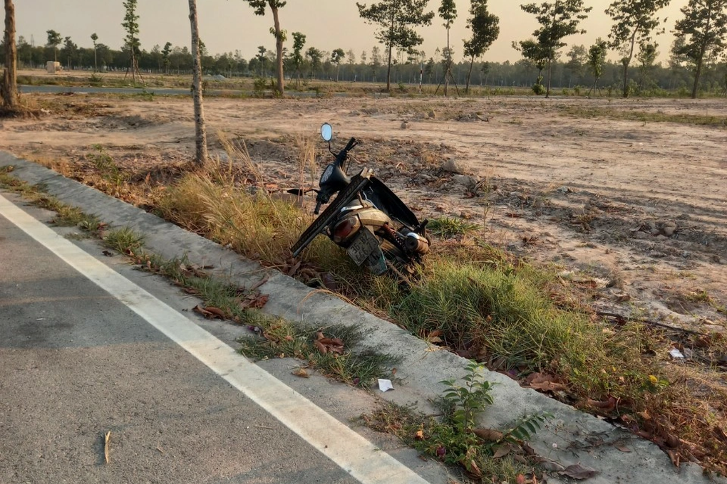 Người đàn ông chăn bò ở Bình Dương bị anh em kết nghĩa đâm chết - 1 Người đàn ông chăn bò ở Bình Dương bị anh em kết nghĩa đâm chết - 1