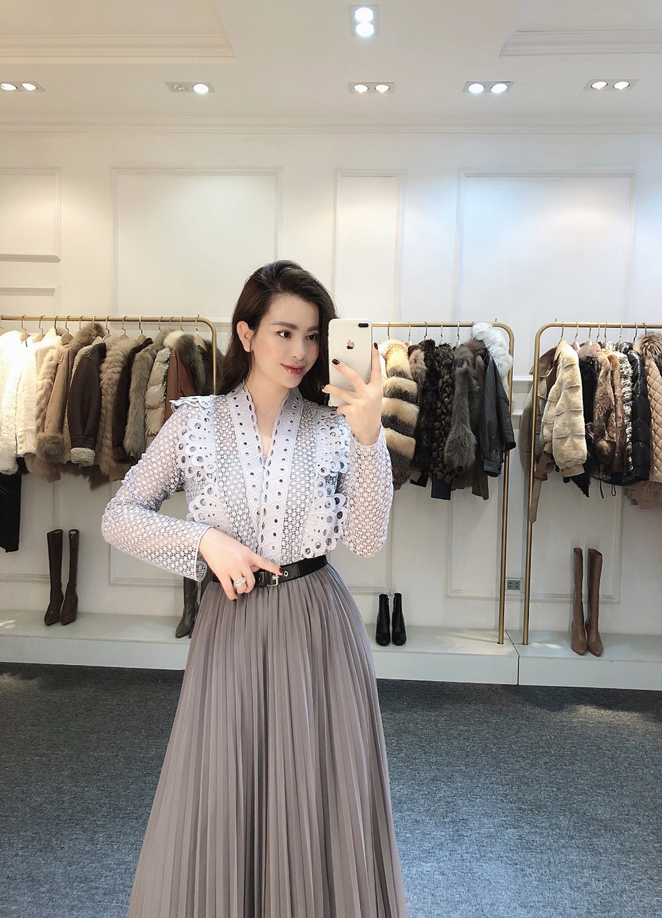 Cùng Ellen Trang Store khám phá bí quyết lên đồ sang chảnh - thời thượng - 5 Cùng Ellen Trang Store khám phá bí quyết lên đồ sang chảnh - thời thượng - 5