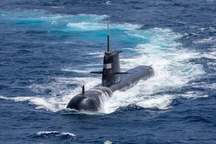 Anh chuyển hạm đội tàu ngầm cho Australia bất chấp cảnh báo của Trung Quốc