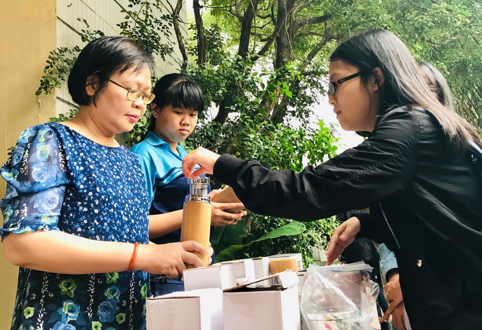 Cô hiệu trưởng đưa môn Nấu ăn, Yoga vào chương trình học - 5 Cô hiệu trưởng đưa môn Nấu ăn, Yoga vào chương trình học - 5