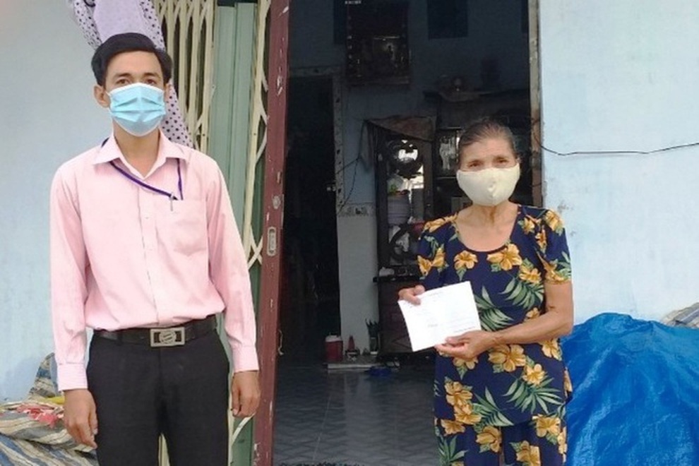 Tri ân 27/7: Những suất quà được trao giữa tâm dịch Covid-19 tại ĐBSCL - 6 Tri ân 27/7: Những suất quà được trao giữa tâm dịch Covid-19 tại ĐBSCL - 6