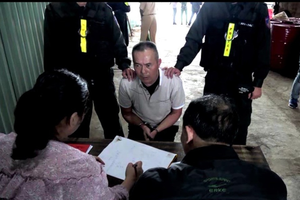 Nữ điều tra viên có biệt tài cảm hóa tội phạm ma túy - 1 Nữ điều tra viên có biệt tài cảm hóa tội phạm ma túy - 1