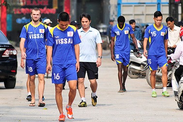 Bầu Trường tiết lộ người cầm đầu vụ CLB Ninh Bình “đánh bạc tỷ số”