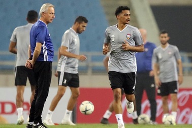 Đội tuyển UAE làm quen thời tiết Hà Nội và mặt sân Mỹ Đình