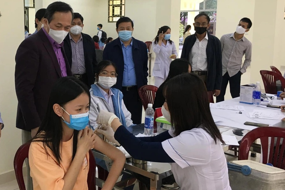 Sáng 9/12, ca mắc mới Covid-19 leo thang ở nhiều địa phương - 2 Sáng 9/12, ca mắc mới Covid-19 leo thang ở nhiều địa phương - 2