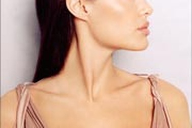 Angelina Jolie vẫn là người phụ nữ hấp dẫn nhất!