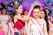 Hoa hậu Nguyễn Thanh Hà nói lý do ngồi ghế nóng Miss Petite Vietnam 2023