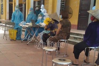 Tạm dừng hoạt động UBND một xã ở Bắc Giang vì ca F0 ở Hà Nội