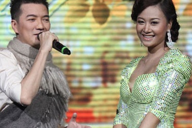 Đàm Vĩnh Hưng cùng thí sinh The Voice hát mừng ngày nhà giáo