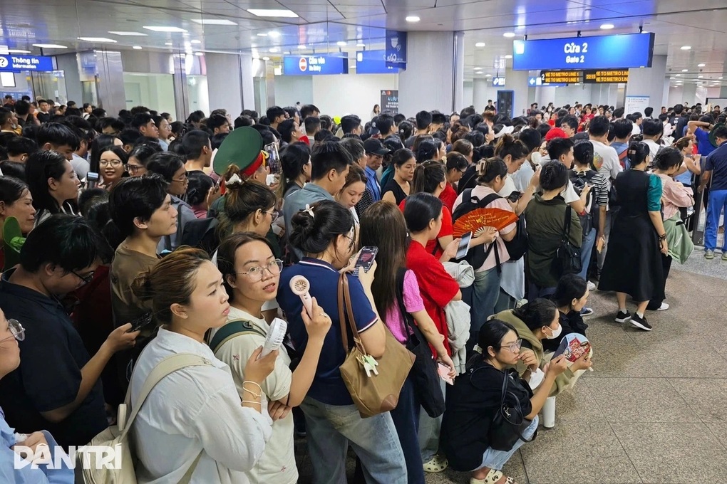 Người dân TPHCM được đi metro miễn phí ngày Quốc khánh - 1