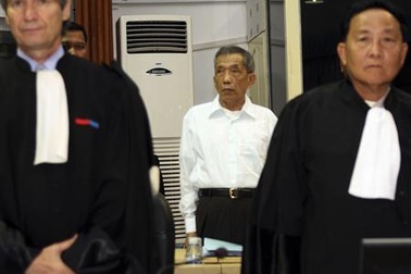 Cựu thủ lĩnh Khmer Đỏ nhận tội