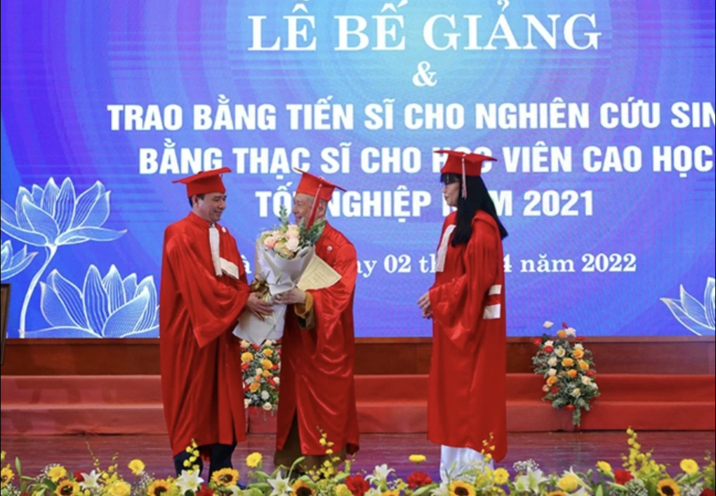 Trường Đại học Hà Nội không còn lưu bằng cấp 3 của ông Vương Tấn Việt - 1