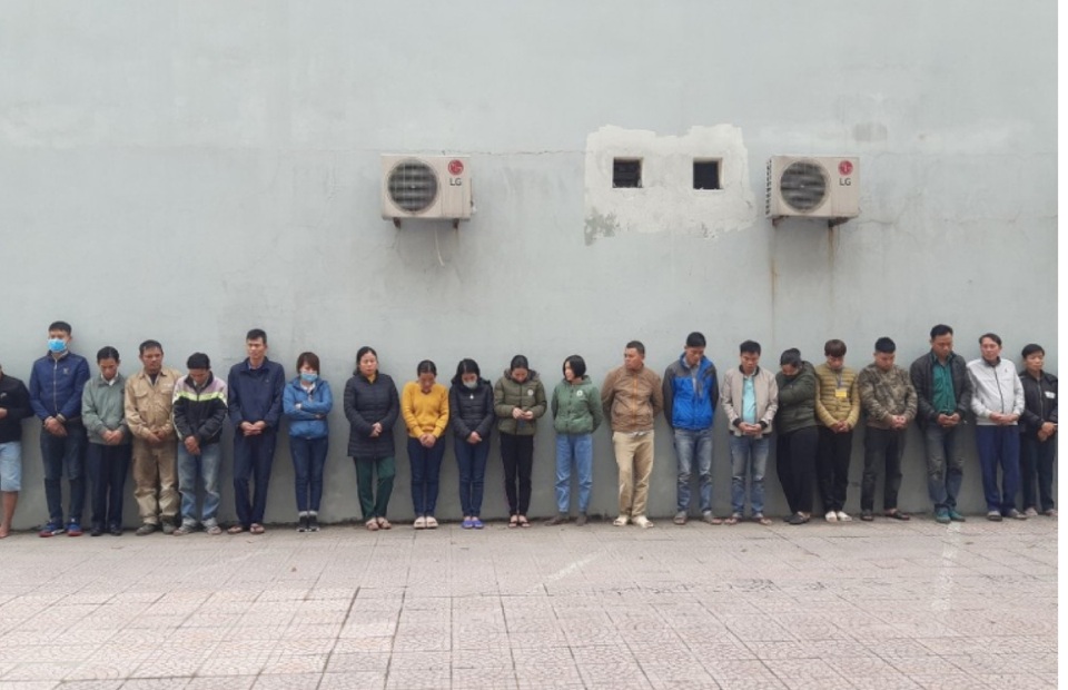 Triệt phá đường dây lô đề khủng, thu nửa tỷ/ngày, bắt 25 người - 1 Triệt phá đường dây lô đề khủng, thu nửa tỷ/ngày, bắt 25 người - 1