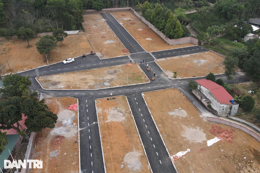 Rút kinh nghiệm ở tuyến đường nhồi cao ốc, quy hoạch bị băm nát - 3 Rút kinh nghiệm ở tuyến đường nhồi cao ốc, quy hoạch bị băm nát - 3