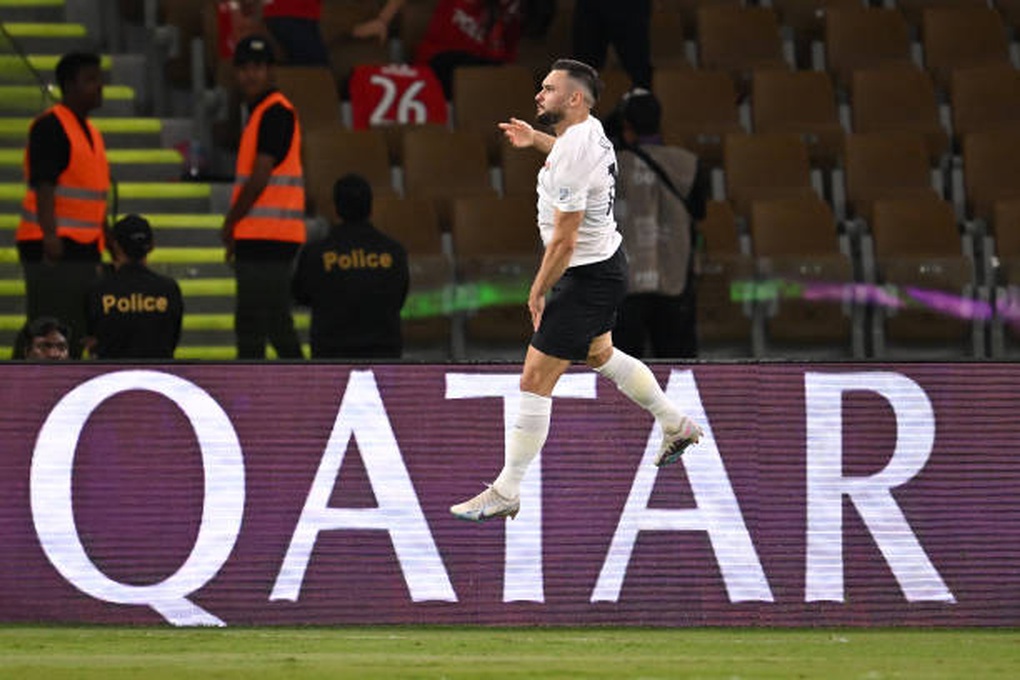 Bại tướng của Hà Nội FC thi đấu xuất sắc, đụng độ Man City ở Club World Cup - 2 Bại tướng của Hà Nội FC thi đấu xuất sắc, đụng độ Man City ở Club World Cup - 2