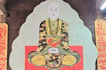 "Báu vật" tranh chân dung vị Thiền sư được phong Thánh trong ngôi đền cổ