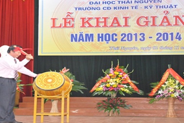 Trường Cao đẳng Kinh tế - Kỹ thuật Xét tuyển Học bạ THPT, BTVH vào hệ Cao đẳng chính quy năm 2014