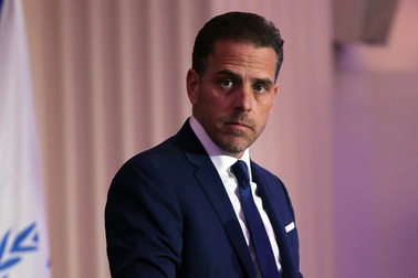 Tòa điều tra quan hệ của con trai ông Biden với nhiều công ty nước ngoài