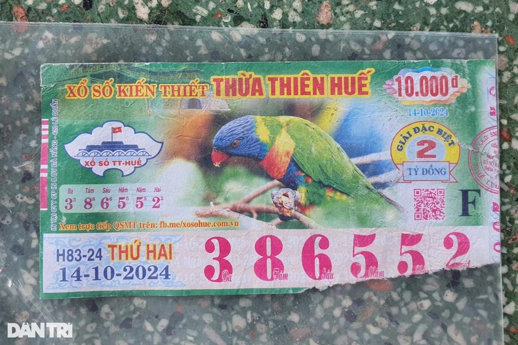Vụ vé số trúng giải đặc biệt bị từ chối trả thưởng: Chờ tòa phân xử - 2 Vụ vé số trúng giải đặc biệt bị từ chối trả thưởng: Chờ tòa phân xử - 2