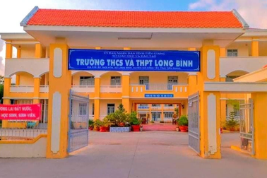 Giáo viên "than" trực Tết không công, vắng mặt bị trừ điểm thi đua