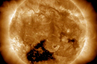 Cuối tuần này Trái Đất hứng "cơn thịnh nộ" từ Mặt Trời?