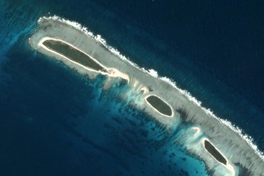 Bão phá hủy một công trình phi pháp của Trung Quốc ở Hoàng Sa