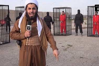 IS nhốt chiến binh người Kurd trong lồng sắt, mang diễu phố