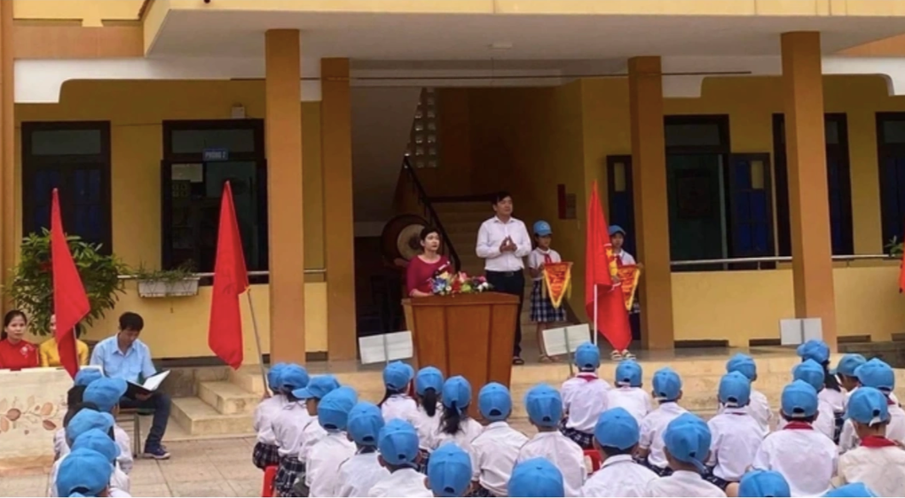 Hiệu trưởng choảng hiệu phó: Khi bạo lực trường học chạm đỉnh! - 2 Hiệu trưởng choảng hiệu phó: Khi bạo lực trường học chạm đỉnh! - 2