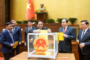 Giảm 5 bộ, ngành và 3 thành viên Chính phủ