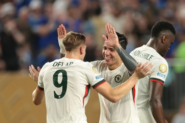 Chelsea ung dung giành suất đi tiếp tại FIFA Club World Cup