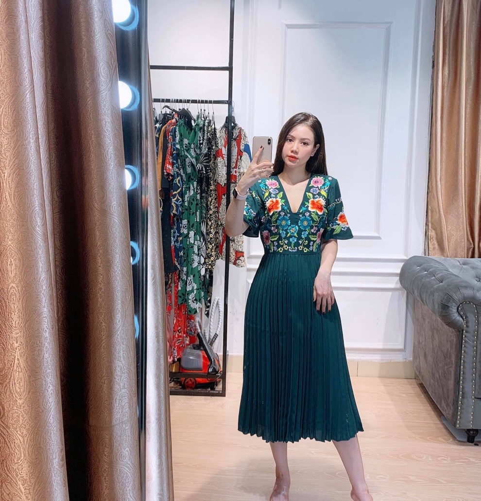 Phong cách phối đồ nữ tính, hiện đại từ Hạnh Thư Authentic - 2 Phong cách phối đồ nữ tính, hiện đại từ Hạnh Thư Authentic - 2