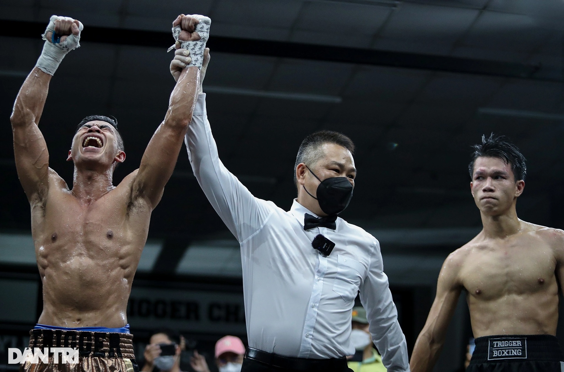 Nhà vô địch WBC châu Á Trần Văn Thảo hạ knock-out tay đấm Thái Lan - 16