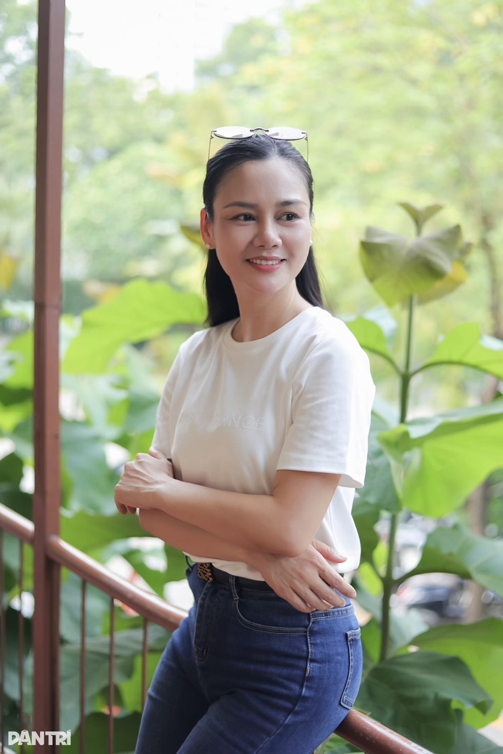 Huyền Sâm: Bà mẹ bất hạnh trên phim, ngoài đời Trung tá, hôn nhân viên mãn - 5