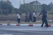 Thầy dạy lái xe ô tô nói gì về clip học viên thắp hương cầu thi đỗ