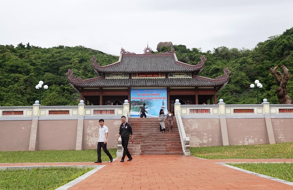 Khánh thành Đền thờ Anh hùng dân tộc Nguyễn Trung Trực - 4 Khánh thành Đền thờ Anh hùng dân tộc Nguyễn Trung Trực - 4