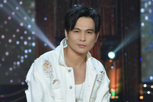 Lâm Hùng: "Con trách tôi chỉ biết ăn, ngủ và đi hát mà không chơi với con"