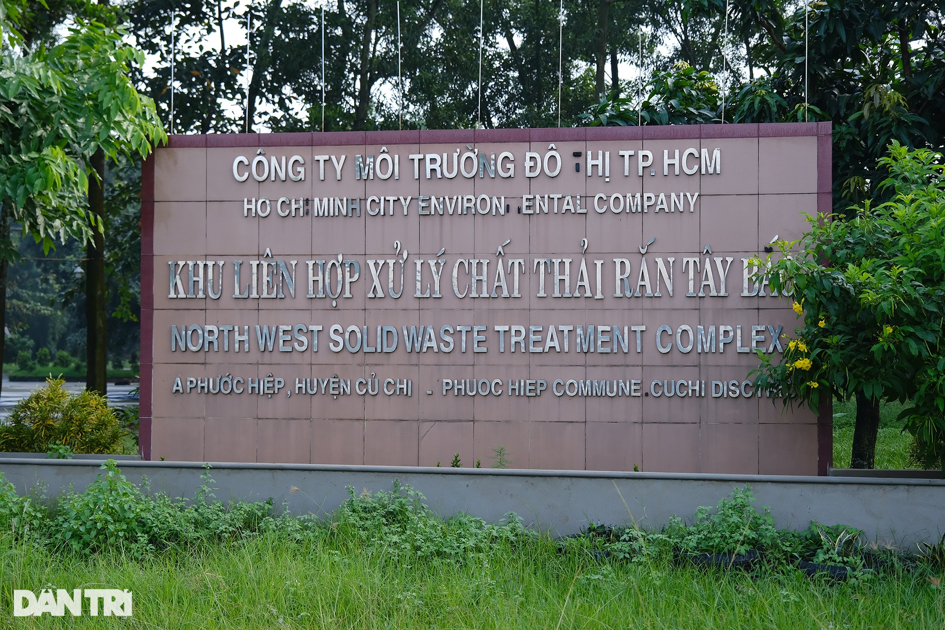 Người dân mệt mỏi vì khói bụi, hôi thối ở khu xử lý chất thải rắn tại TPHCM - 9 Người dân mệt mỏi vì khói bụi, hôi thối ở khu xử lý chất thải rắn tại TPHCM - 9