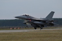 Philippines nêu lý do khiến kế hoạch mua 20 tiêm kích F-16 Mỹ bị hoãn
