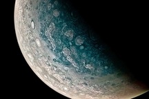 Tàu thăm dò của NASA tìm thấy nước trong khí quyển sao Mộc