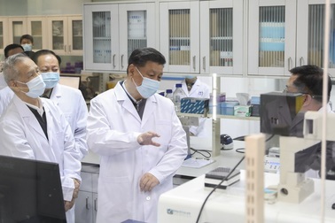 Ông Tập Cận Bình lần đầu tới thăm tâm dịch Vũ Hán