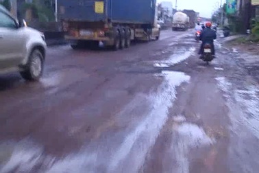 Quốc lộ 1A qua tỉnh Bình Định hư hỏng nặng sau mưa lũ?