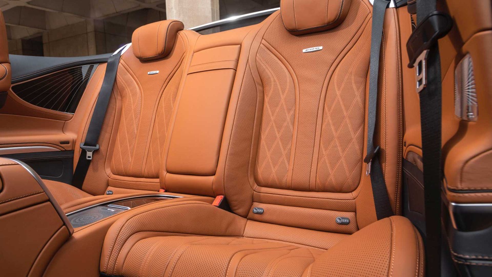 Cuộc chơi màu sắc của Mercedes-Benz - 3 Cuộc chơi màu sắc của Mercedes-Benz - 3