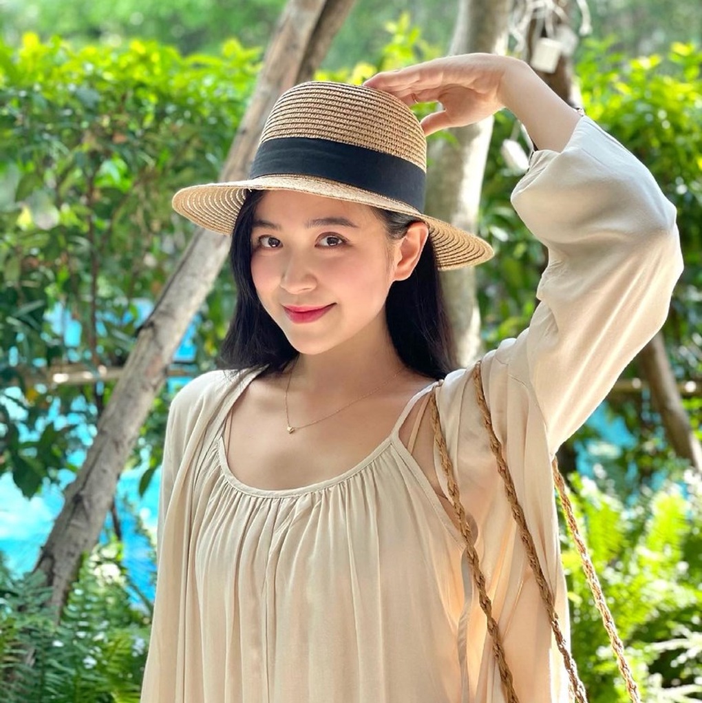 Người tình của MC Phan Anh: Né đại gia, sẵn sàng yêu người một đời vợ - 1 Người tình của MC Phan Anh: Né đại gia, sẵn sàng yêu người một đời vợ - 1